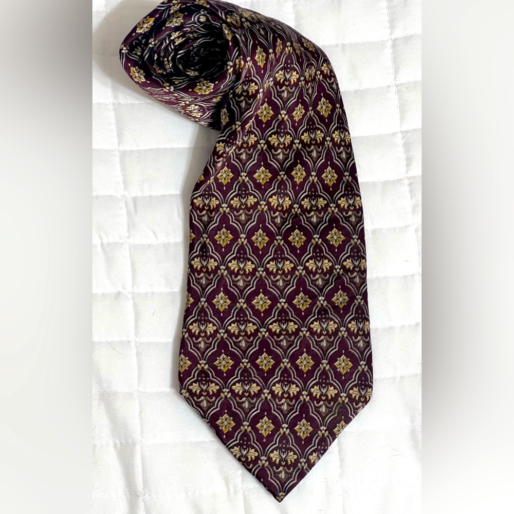 Marquis Burgundy Silver Gold Pattern 100% Silk Necktie-63 in EXTRA LONG